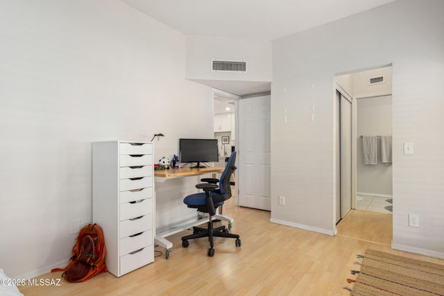 1200 E River Rd Unit G76, Tucson, AZ 85718