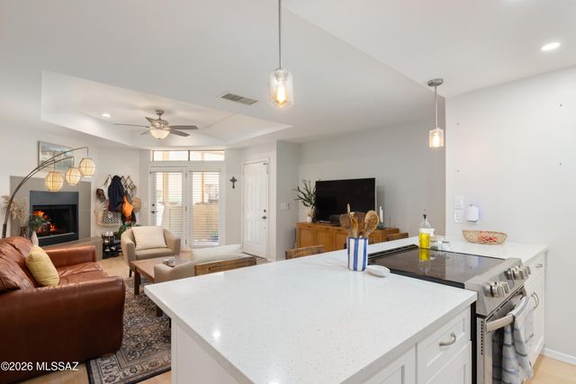 1200 E River Rd Unit G76, Tucson, AZ 85718