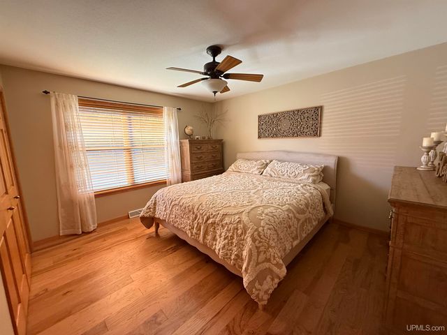 1110 Co Rd Ggg Road, Ishpeming, MI 49849