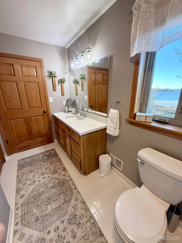 1110 Co Rd Ggg Road, Ishpeming, MI 49849