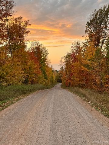 1110 Co Rd Ggg Road, Ishpeming, MI 49849