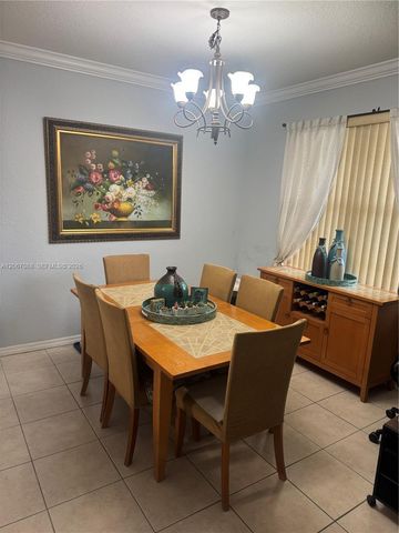 8826 W Flagler Street 115, Miami, FL 33174