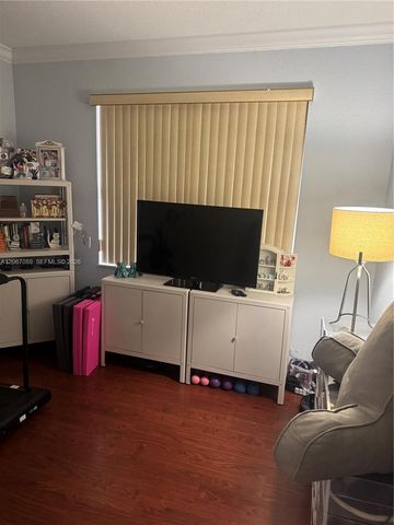 8826 W Flagler Street 115, Miami, FL 33174