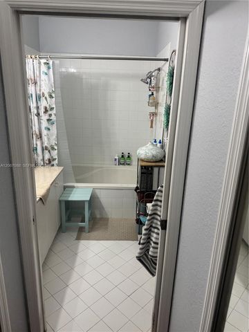 8826 W Flagler Street 115, Miami, FL 33174
