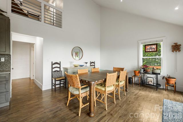 129 Finney Lane, Mars Hill, NC 28754