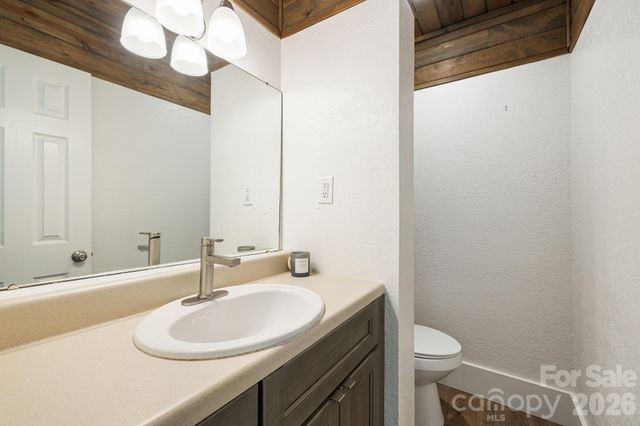 129 Finney Lane, Mars Hill, NC 28754