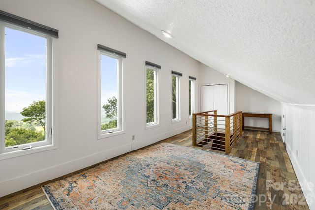 129 Finney Lane, Mars Hill, NC 28754