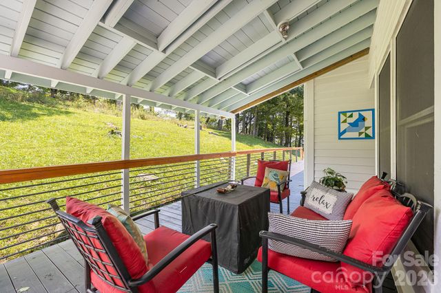 129 Finney Lane, Mars Hill, NC 28754