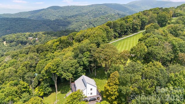 129 Finney Lane, Mars Hill, NC 28754
