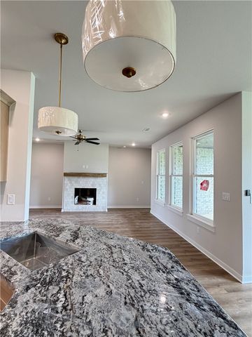 2305 Cassidy Court, Siloam Springs, AR 72761