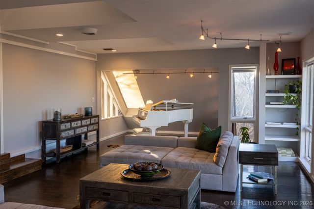 12425 S Gary Avenue, Jenks, OK 74037