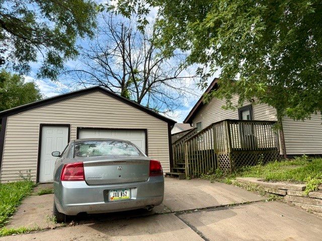 4045 3rd Street, Des Moines, IA 50313