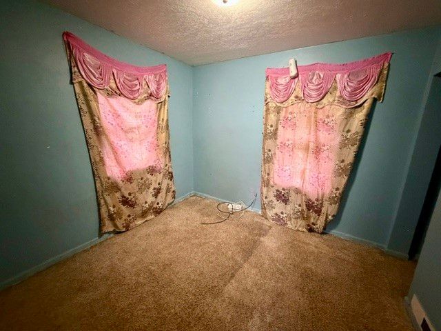 4045 3rd Street, Des Moines, IA 50313