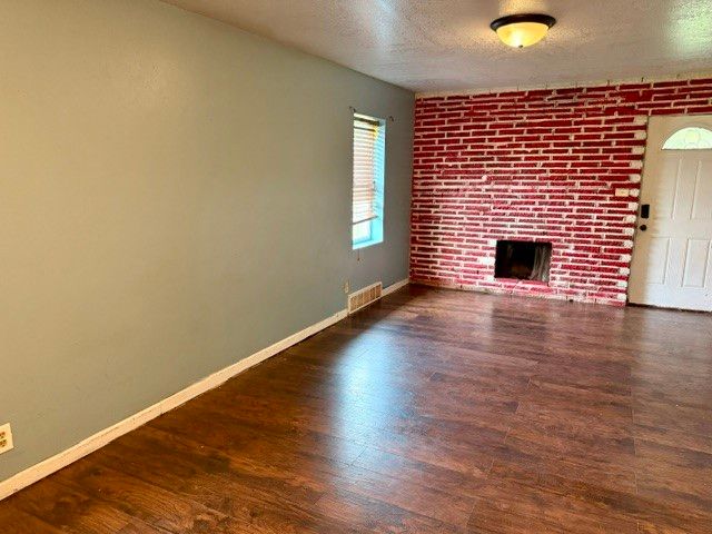 4045 3rd Street, Des Moines, IA 50313