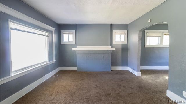 9375 Mendota Street, Detroit, MI 48204