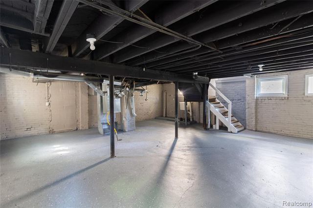 9375 Mendota Street, Detroit, MI 48204