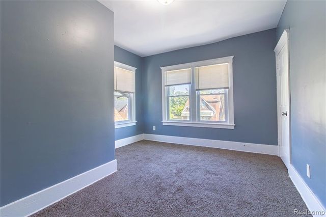 9375 Mendota Street, Detroit, MI 48204