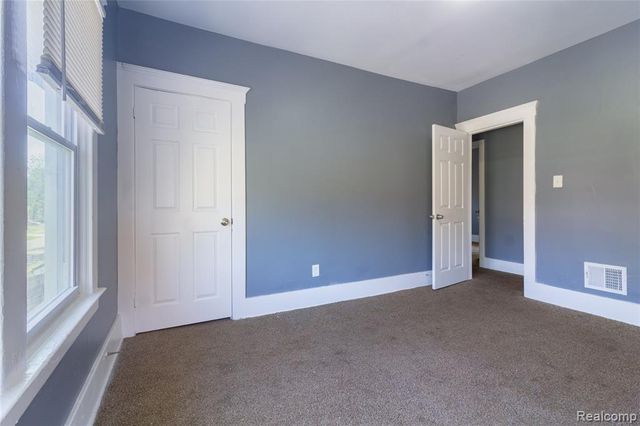 9375 Mendota Street, Detroit, MI 48204