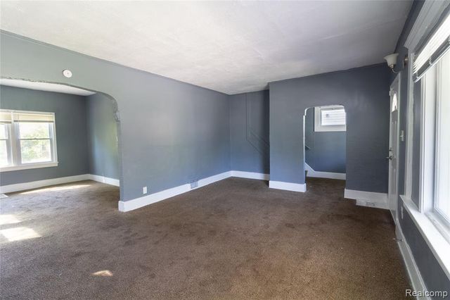 9375 Mendota Street, Detroit, MI 48204