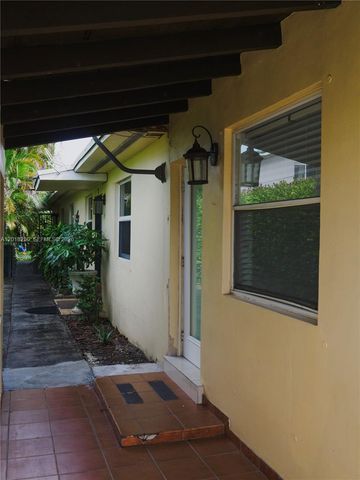 149 NW 17th Pl, Miami, FL 33125