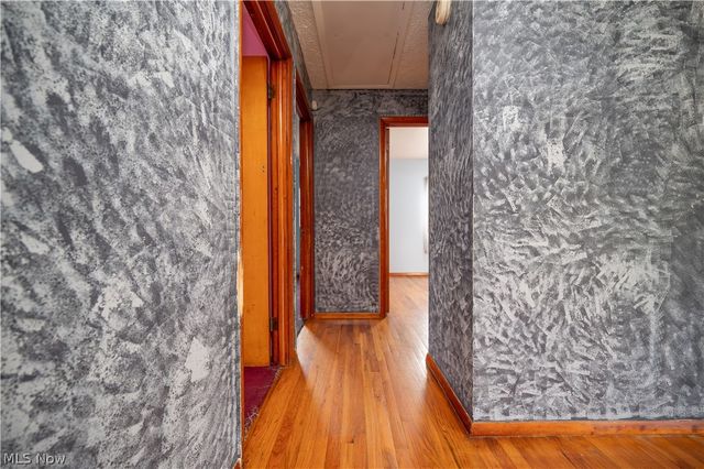 2101 Cherry Hill Avenue, Youngstown, OH 44509