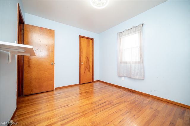 2101 Cherry Hill Avenue, Youngstown, OH 44509