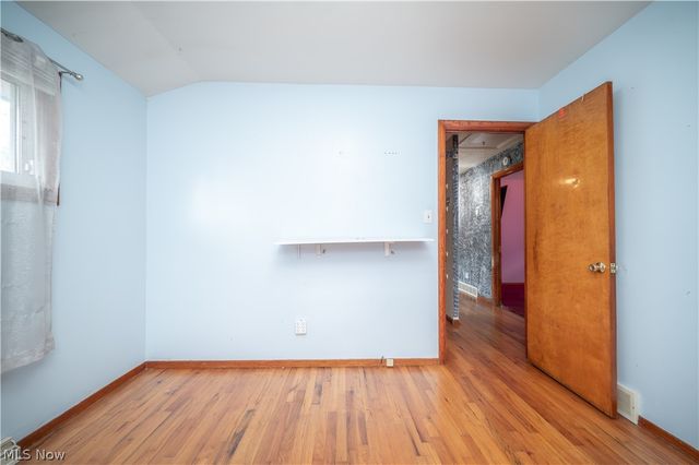 2101 Cherry Hill Avenue, Youngstown, OH 44509