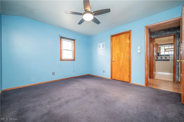 2101 Cherry Hill Avenue, Youngstown, OH 44509