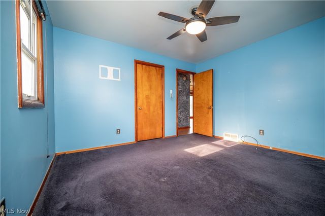 2101 Cherry Hill Avenue, Youngstown, OH 44509