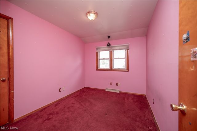 2101 Cherry Hill Avenue, Youngstown, OH 44509