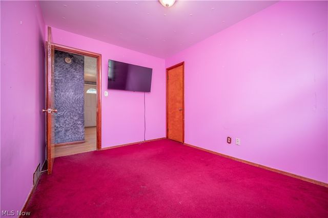 2101 Cherry Hill Avenue, Youngstown, OH 44509