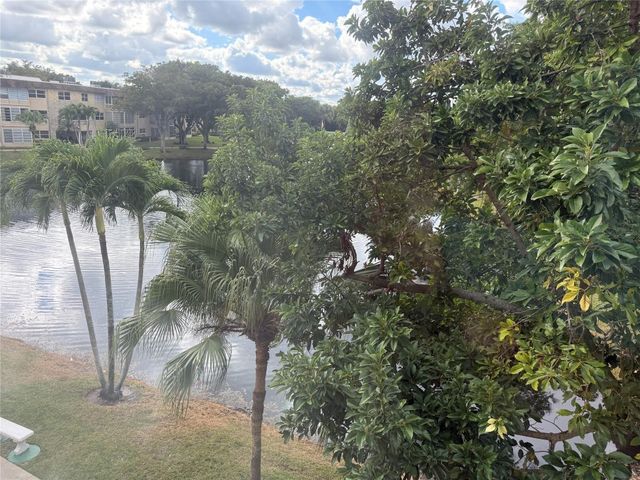 3431 NW 50th Avenue 304, Lauderdale Lakes, FL 33319
