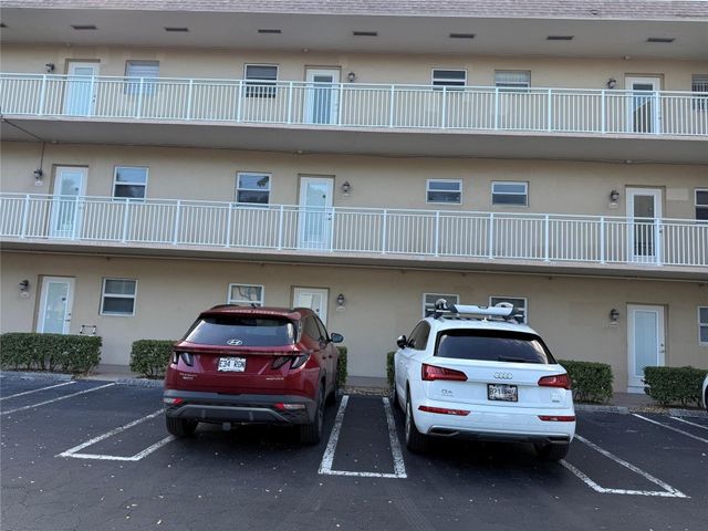 3431 NW 50th Avenue 304, Lauderdale Lakes, FL 33319