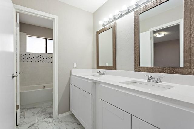 816 Clearwater TRL, Round Rock, TX 78664