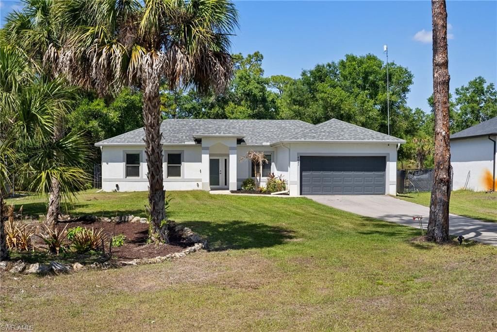 4021 32nd AVE SE, NAPLES, FL 34117 — exterior
