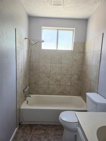 6515 Bazel Brook Drive, Houston, TX 77489