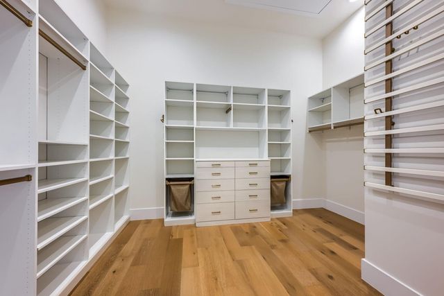 8132 Magnolia Ridge CV, Austin, TX 78738