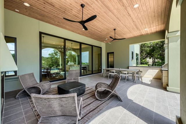8132 Magnolia Ridge CV, Austin, TX 78738
