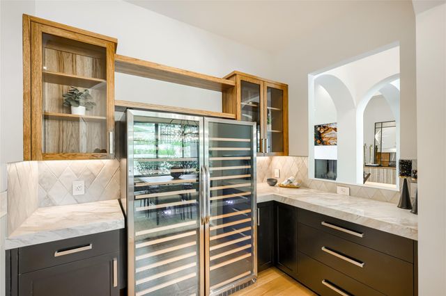 8132 Magnolia Ridge CV, Austin, TX 78738