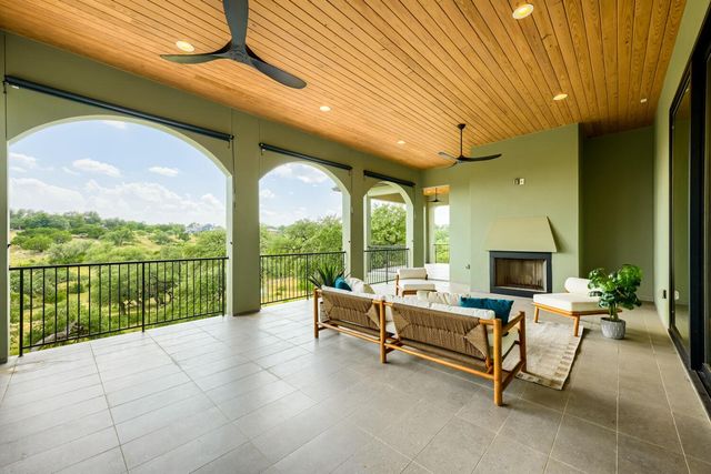 8132 Magnolia Ridge CV, Austin, TX 78738