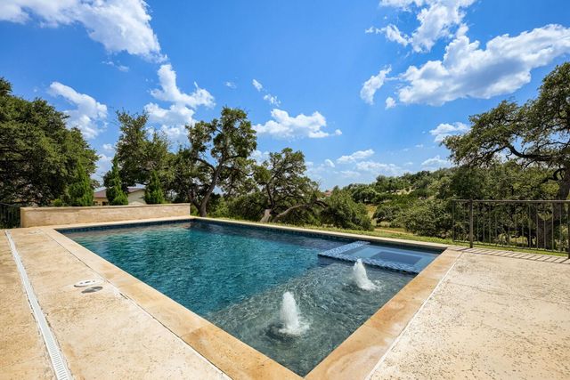 8132 Magnolia Ridge CV, Austin, TX 78738