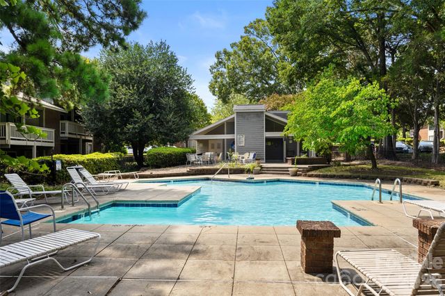 7912 Greenside Court, Charlotte, NC 28277