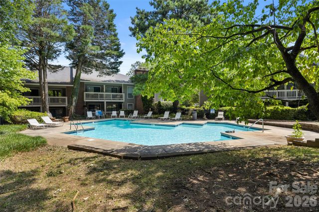 7912 Greenside Court, Charlotte, NC 28277