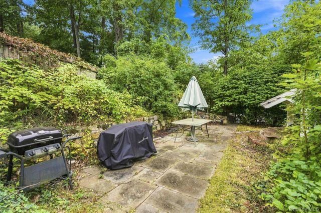 169 Walnut Road, Lake Peekskill, NY 10537