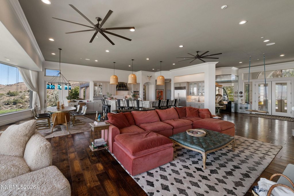 Image 13 of property listing at 70 Bear Mountain Place, Reno, NV 89519