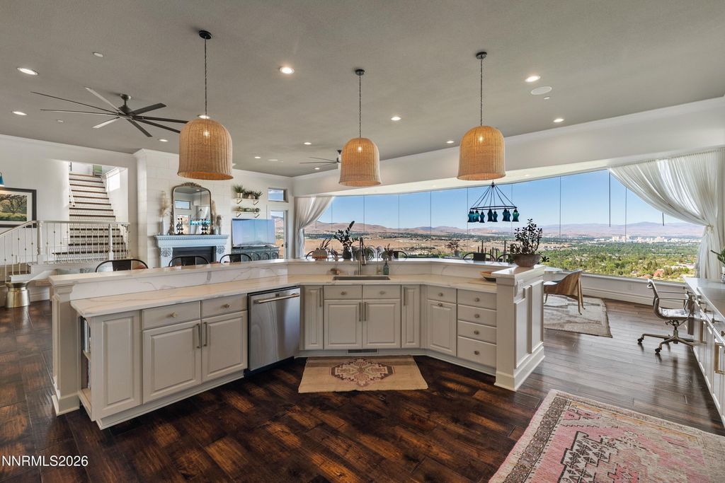 Image 18 of property listing at 70 Bear Mountain Place, Reno, NV 89519
