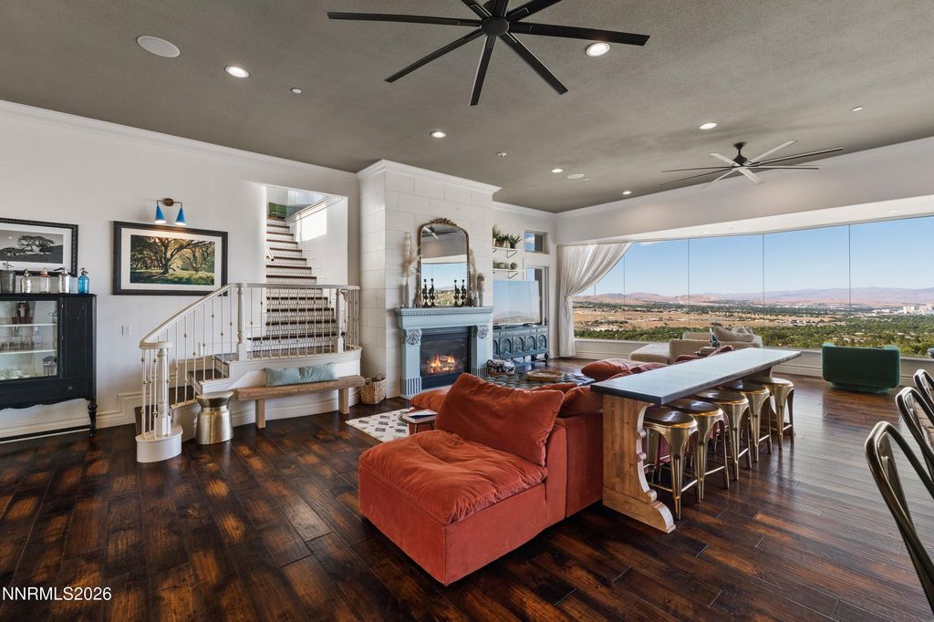 Image 8 of property listing at 70 Bear Mountain Place, Reno, NV 89519