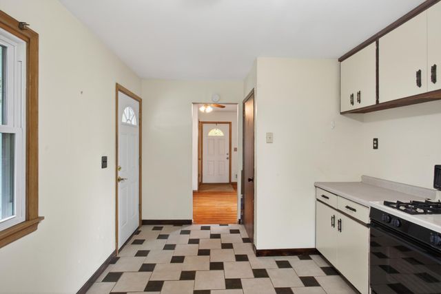 7070 Claude Avenue, Inver Grove Heights, MN 55076