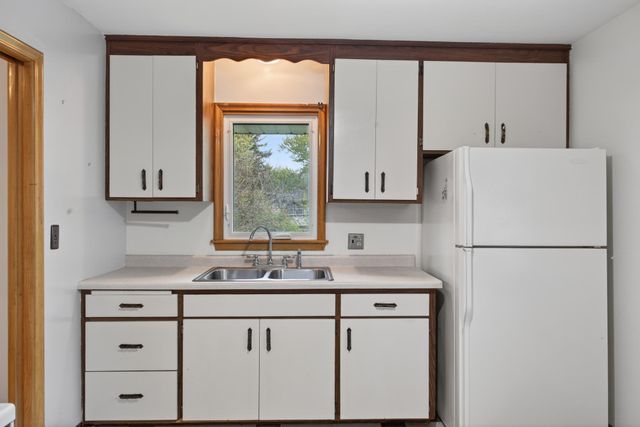 7070 Claude Avenue, Inver Grove Heights, MN 55076