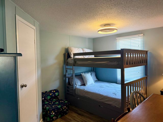 211 Dixon Dr., Surfside Beach, SC 29575